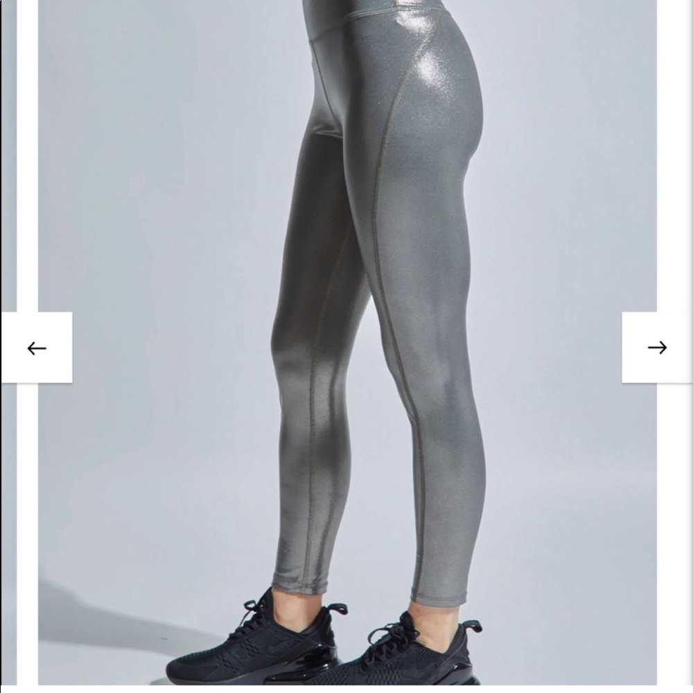 NWOT Noli Gunmetal Legging S